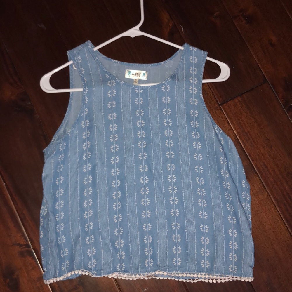 Light blue tank top